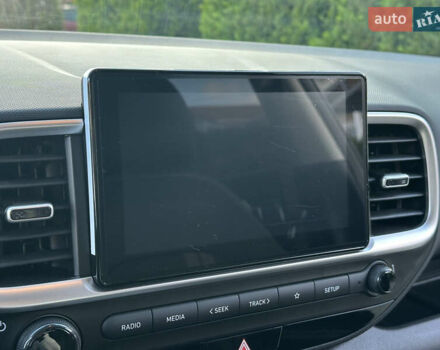 Синий Хендай Venue, объемом двигателя 1.59 л и пробегом 9 тыс. км за 20500 $, фото 57 на Automoto.ua