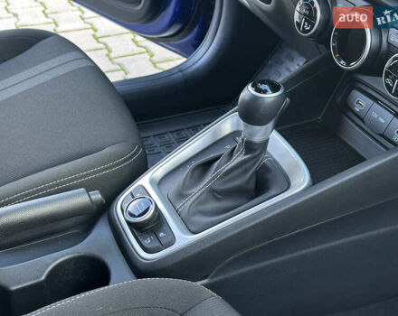 Синий Хендай Venue, объемом двигателя 1.59 л и пробегом 9 тыс. км за 20500 $, фото 41 на Automoto.ua