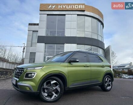 Зеленый Хендай Venue, объемом двигателя 1.59 л и пробегом 22 тыс. км за 18500 $, фото 4 на Automoto.ua