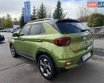 Зеленый Хендай Venue, объемом двигателя 1.59 л и пробегом 22 тыс. км за 18500 $, фото 5 на Automoto.ua