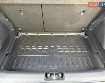 Зеленый Хендай Venue, объемом двигателя 1.59 л и пробегом 22 тыс. км за 18500 $, фото 32 на Automoto.ua