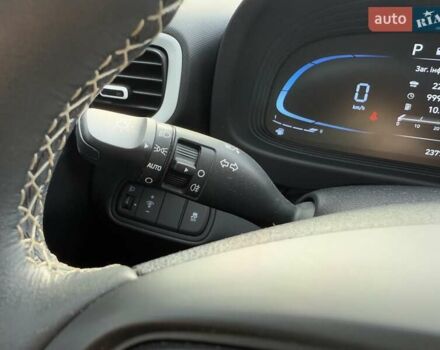 Зеленый Хендай Venue, объемом двигателя 1.59 л и пробегом 22 тыс. км за 18500 $, фото 35 на Automoto.ua