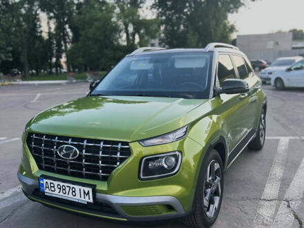 Хендай Venue 2021 у Ужгороді на Automoto.ua Зелений Хендай Venue, об'ємом двигуна 1.59 л та пробігом 74 тис. км за 18800 $, фото 1 на Automoto.ua