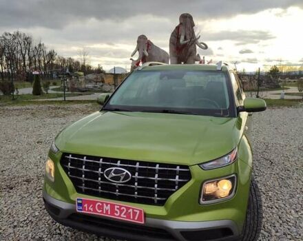 Зелений Хендай Venue, об'ємом двигуна 1.59 л та пробігом 60 тис. км за 12200 $, фото 1 на Automoto.ua