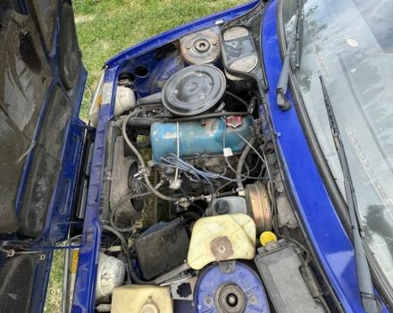 Синий ИЖ 2117, объемом двигателя 1.6 л и пробегом 50 тыс. км за 1568 $, фото 4 на Automoto.ua