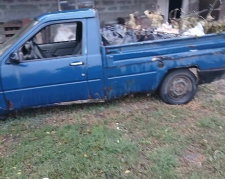 Синий ИЖ 2117, объемом двигателя 1.6 л и пробегом 1000 тыс. км за 300 $, фото 1 на Automoto.ua