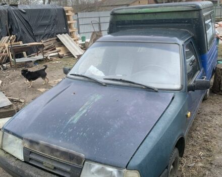 Синий ИЖ 2117, объемом двигателя 0 л и пробегом 1000 тыс. км за 550 $, фото 1 на Automoto.ua