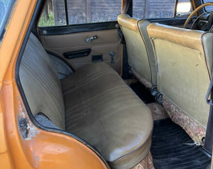 Оранжевый ИЖ 2125 Комби, объемом двигателя 1.5 л и пробегом 360 тыс. км за 600 $, фото 9 на Automoto.ua