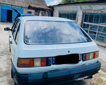 ИЖ 2126 2002 в Кропивницком (Кировограде) на Automoto.ua Белый ИЖ 2126, объемом двигателя 1.6 л и пробегом 140 тыс. км за 1300 $, фото 2 на Automoto.ua