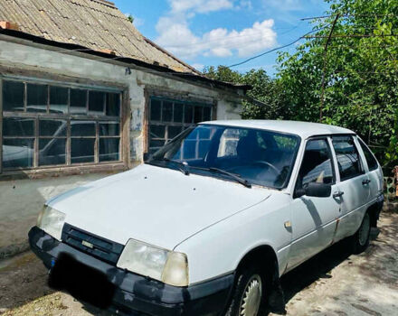 ИЖ 2126 2002 в Кропивницком (Кировограде) на Automoto.ua Белый ИЖ 2126, объемом двигателя 1.6 л и пробегом 140 тыс. км за 1300 $, фото 1 на Automoto.ua