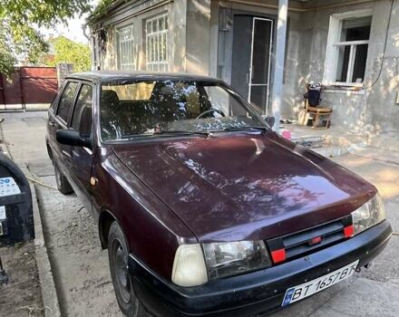 Красный ИЖ 2126, объемом двигателя 1.57 л и пробегом 100 тыс. км за 1500 $, фото 3 на Automoto.ua