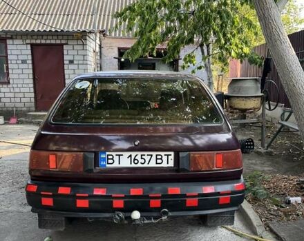 Красный ИЖ 2126, объемом двигателя 1.57 л и пробегом 100 тыс. км за 1500 $, фото 2 на Automoto.ua