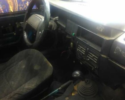 Синий ИЖ 2126, объемом двигателя 1.6 л и пробегом 80 тыс. км за 599 $, фото 3 на Automoto.ua