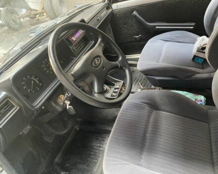 Белый ИЖ 2715, объемом двигателя 1.6 л и пробегом 78 тыс. км за 1800 $, фото 4 на Automoto.ua
