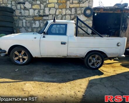 Белый ИЖ 2715, объемом двигателя 16 л и пробегом 333 тыс. км за 600 $, фото 1 на Automoto.ua