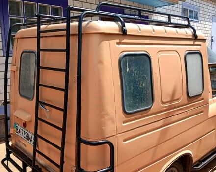 Бежевий ІЖ 2715, об'ємом двигуна 1.5 л та пробігом 200 тис. км за 1500 $, фото 1 на Automoto.ua