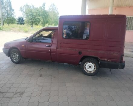 Красный ИЖ 2715, объемом двигателя 1.6 л и пробегом 250 тыс. км за 726 $, фото 3 на Automoto.ua