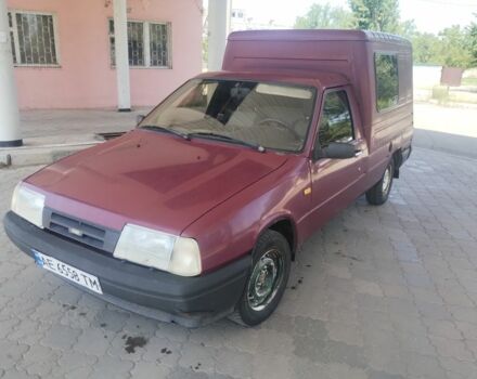 Красный ИЖ 2715, объемом двигателя 1.6 л и пробегом 250 тыс. км за 726 $, фото 2 на Automoto.ua