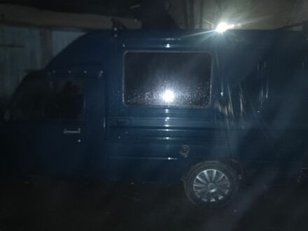 Зеленый ИЖ 2715, объемом двигателя 0 л и пробегом 100 тыс. км за 1350 $, фото 1 на Automoto.ua