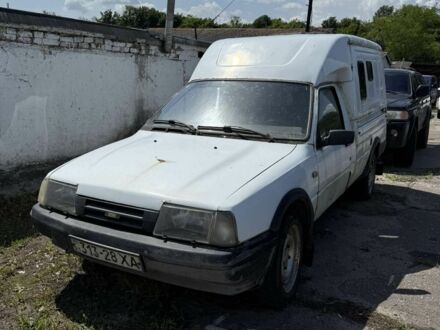 ІЖ 2717 2001 у Харкові на Automoto.ua Білий ІЖ 2717, об'ємом двигуна 0 л та пробігом 130 тис. км за 484 $, фото 1 на Automoto.ua