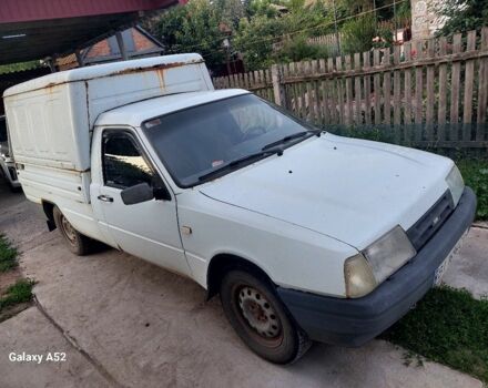 Білий ІЖ 2717, об'ємом двигуна 1.8 л та пробігом 250 тис. км за 900 $, фото 1 на Automoto.ua