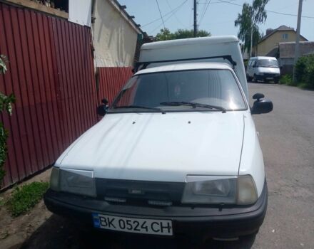 Белый ИЖ 2717, объемом двигателя 1.6 л и пробегом 35 тыс. км за 900 $, фото 1 на Automoto.ua