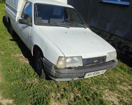 Белый ИЖ 2717, объемом двигателя 1.6 л и пробегом 131 тыс. км за 751 $, фото 1 на Automoto.ua