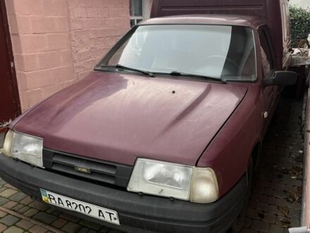 Фіолетовий ІЖ 2717, об'ємом двигуна 1.6 л та пробігом 200 тис. км за 712 $, фото 1 на Automoto.ua