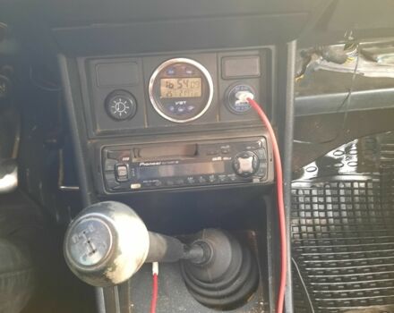 Красный ИЖ 2717, объемом двигателя 1.5 л и пробегом 28 тыс. км за 820 $, фото 6 на Automoto.ua