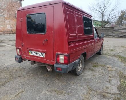 Красный ИЖ 2717, объемом двигателя 1.6 л и пробегом 45 тыс. км за 711 $, фото 5 на Automoto.ua
