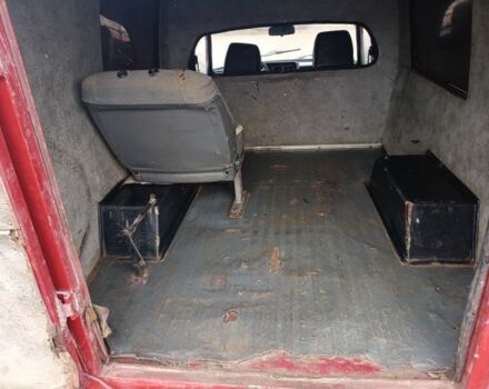 Красный ИЖ 2717, объемом двигателя 1.6 л и пробегом 45 тыс. км за 711 $, фото 7 на Automoto.ua