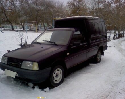 Красный ИЖ 2717, объемом двигателя 1.6 л и пробегом 60 тыс. км за 474 $, фото 1 на Automoto.ua