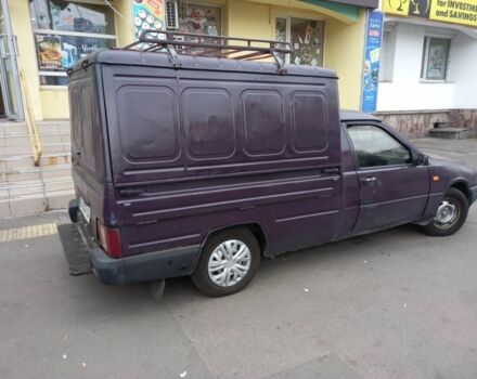 Красный ИЖ 2717, объемом двигателя 0 л и пробегом 1 тыс. км за 1500 $, фото 1 на Automoto.ua