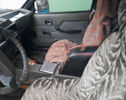 Синий ИЖ 2717, объемом двигателя 0 л и пробегом 100 тыс. км за 478 $, фото 4 на Automoto.ua