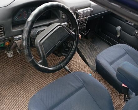 Синий ИЖ 2717, объемом двигателя 1.6 л и пробегом 1 тыс. км за 1200 $, фото 8 на Automoto.ua