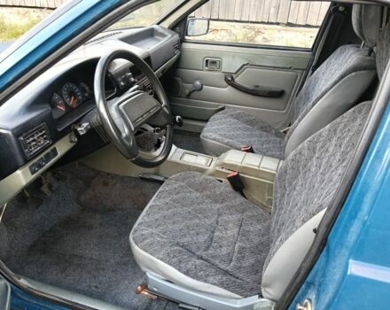 Синий ИЖ 2717, объемом двигателя 1.6 л и пробегом 200 тыс. км за 750 $, фото 4 на Automoto.ua
