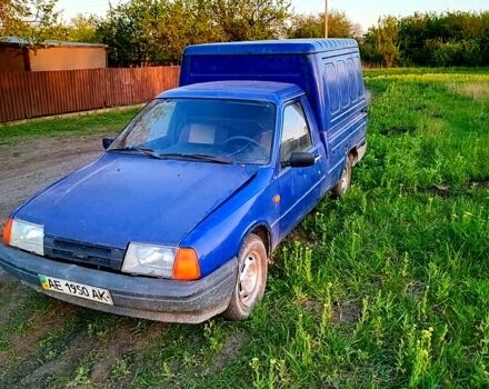 Синий ИЖ 2717, объемом двигателя 1.6 л и пробегом 0 тыс. км за 500 $, фото 1 на Automoto.ua