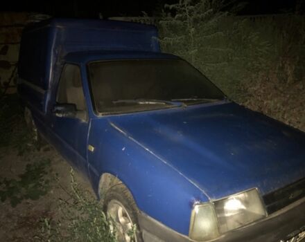 Синий ИЖ 2717, объемом двигателя 1.6 л и пробегом 10 тыс. км за 1400 $, фото 1 на Automoto.ua
