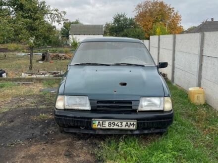 ИЖ 2717 2004 в Синельниковом на Automoto.ua Синий ИЖ 2717, объемом двигателя 1.5 л и пробегом 150 тыс. км за 435 $, фото 1 на Automoto.ua