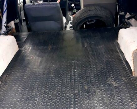 ІЖ 2717 2005 у Вінниці на Automoto.ua Зелений ІЖ 2717, об'ємом двигуна 1.6 л та пробігом 73 тис. км за 1350 $, фото 5 на Automoto.ua