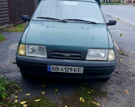 ІЖ 2717 2005 у Вінниці на Automoto.ua Зелений ІЖ 2717, об'ємом двигуна 1.6 л та пробігом 73 тис. км за 1350 $, фото 2 на Automoto.ua