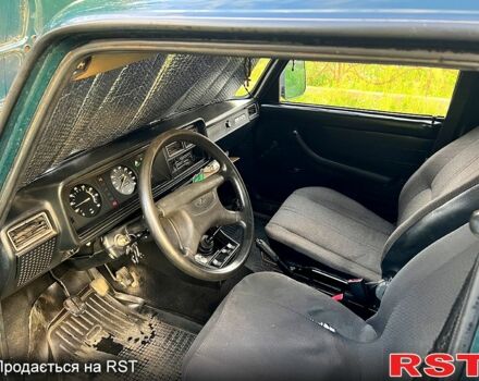 Зеленый ИЖ 2717, объемом двигателя 1.6 л и пробегом 0 тыс. км за 1500 $, фото 4 на Automoto.ua