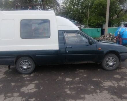 Зеленый ИЖ 2717, объемом двигателя 1.6 л и пробегом 120 тыс. км за 1500 $, фото 1 на Automoto.ua