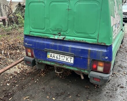 Зеленый ИЖ 2717, объемом двигателя 1.6 л и пробегом 100 тыс. км за 213 $, фото 2 на Automoto.ua