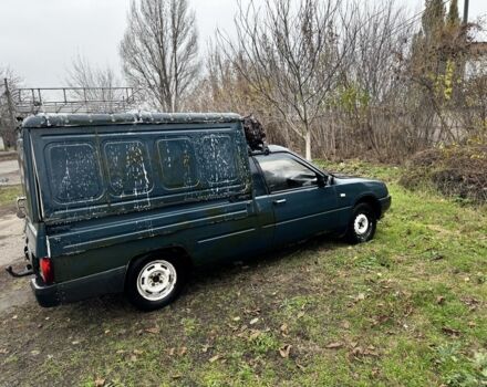 Зеленый ИЖ 2717, объемом двигателя 1.6 л и пробегом 200 тыс. км за 650 $, фото 1 на Automoto.ua