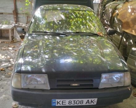 ИЖ 2717 2006 в Днепре (Днепропетровске) на Automoto.ua Зеленый ИЖ 2717, объемом двигателя 0 л и пробегом 111 тыс. км за 1087 $, фото 5 на Automoto.ua
