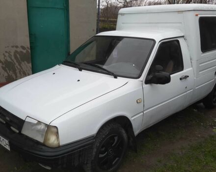 Белый ИЖ 27171, объемом двигателя 1.6 л и пробегом 2 тыс. км за 880 $, фото 2 на Automoto.ua