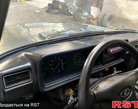 ИЖ 27175 2007 в Кривом Роге на Automoto.ua Белый ИЖ 27175, объемом двигателя 1.6 л и пробегом 78 тыс. км за 1800 $, фото 8 на Automoto.ua