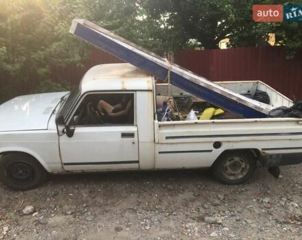 Белый ИЖ 27175, объемом двигателя 1.6 л и пробегом 99 тыс. км за 750 $, фото 4 на Automoto.ua