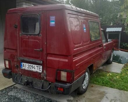 ІЖ 27175 2006 у Житомирі на Automoto.ua Червоний ІЖ 27175, об'ємом двигуна 1.57 л та пробігом 100 тис. км за 1850 $, фото 2 на Automoto.ua